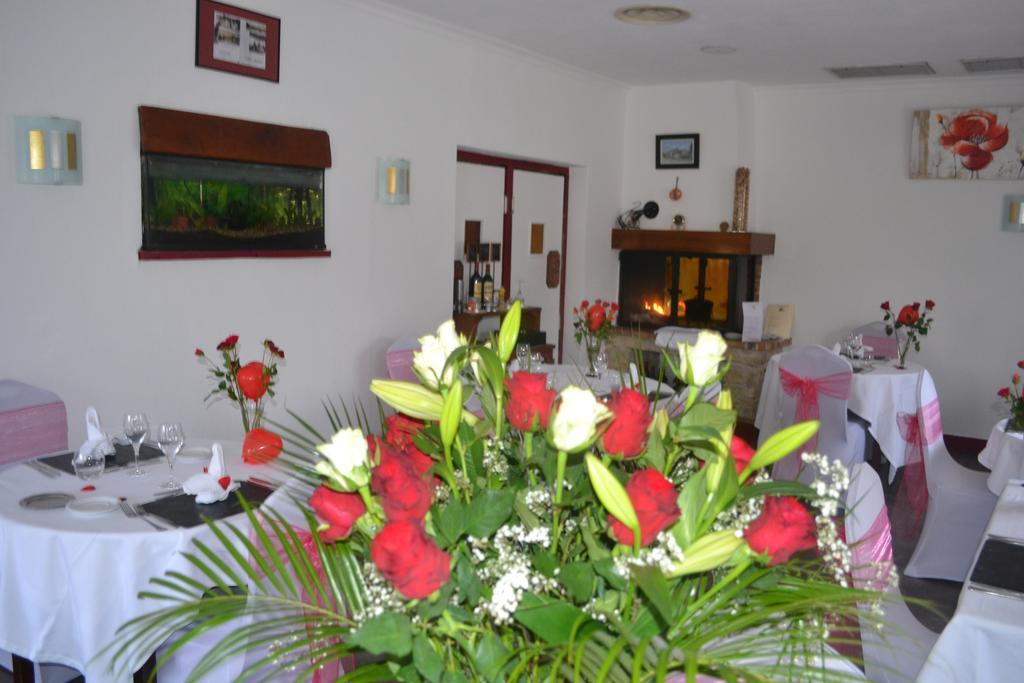 Hotel Restaurant La Braisiere Saint-Romain  Ngoại thất bức ảnh
